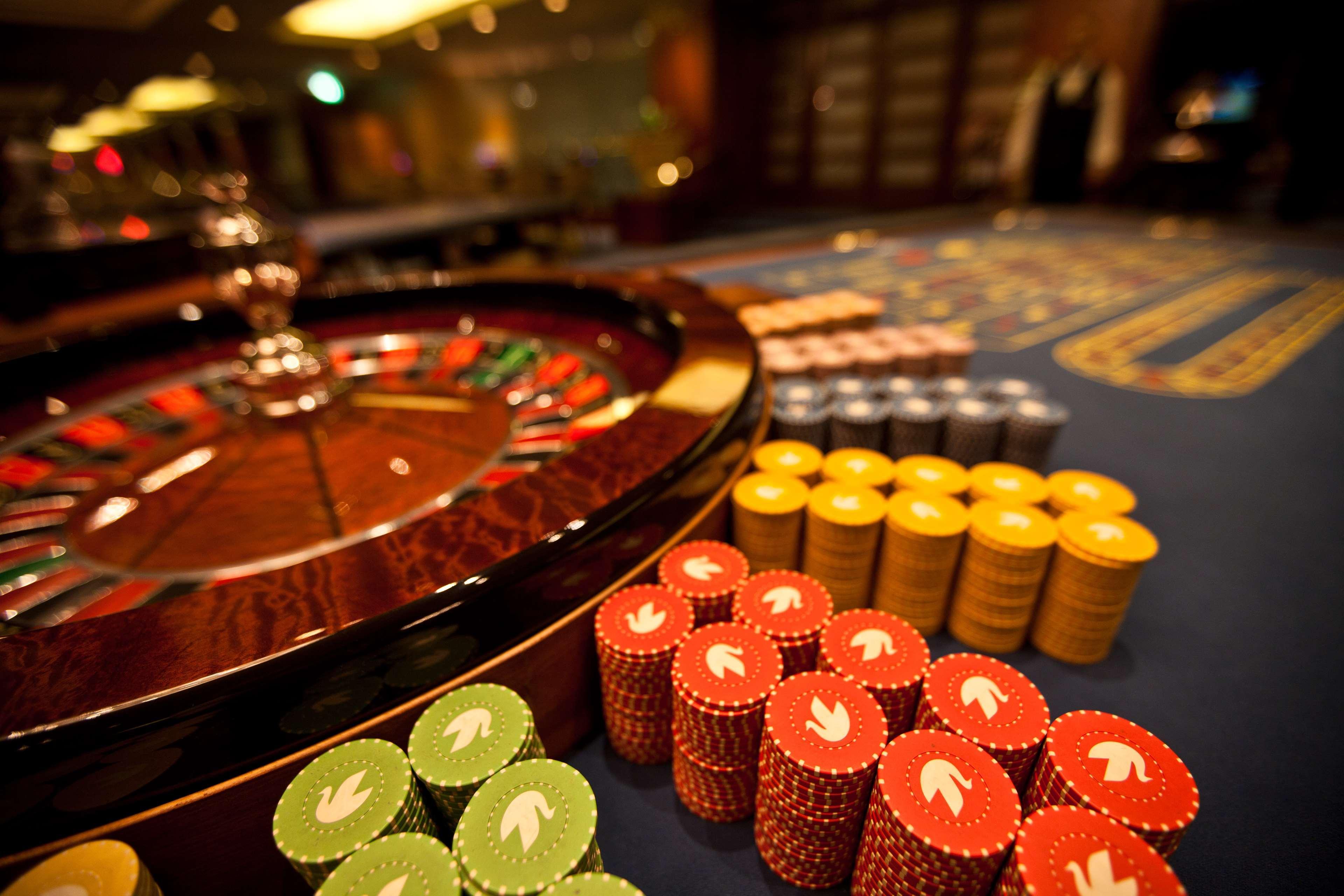 开罗克拉德酒店和赌场 外观 照片 Casino chips