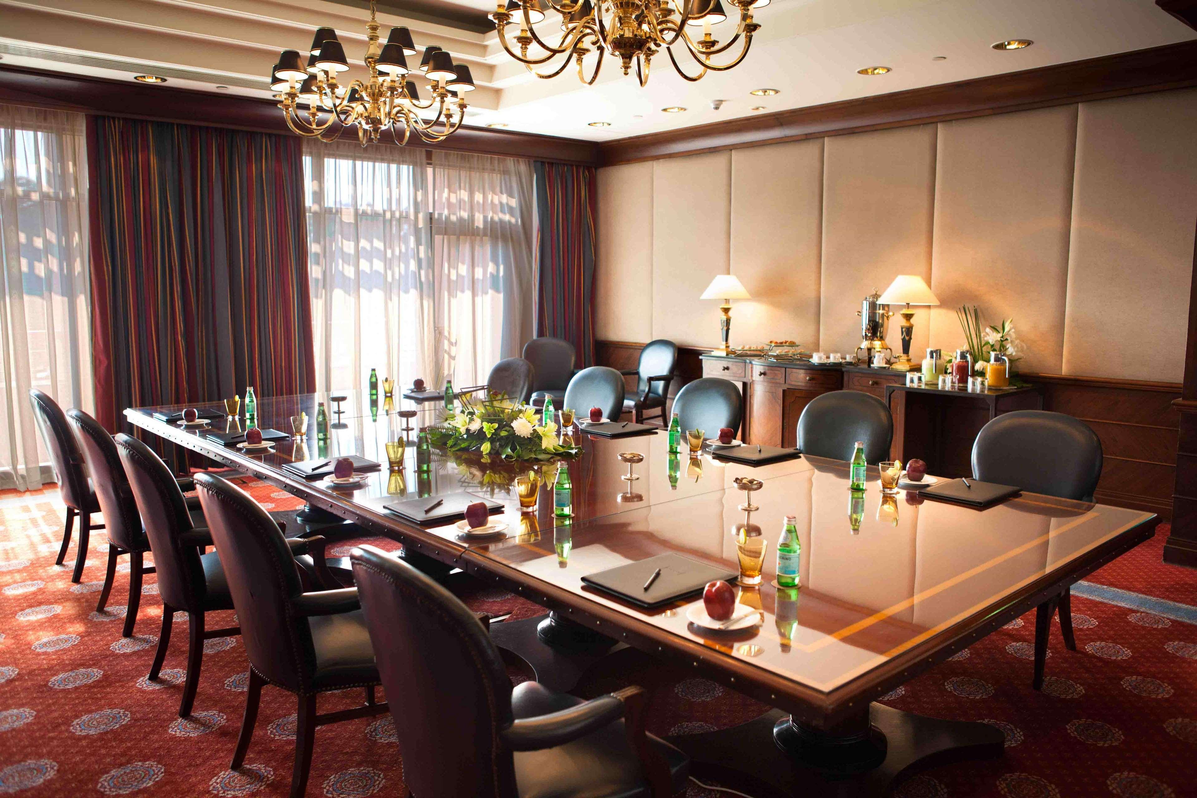 开罗克拉德酒店和赌场 设施 照片 The boardroom at the hotel